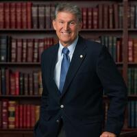 Dead Center: Common Sense in a Polarized Age